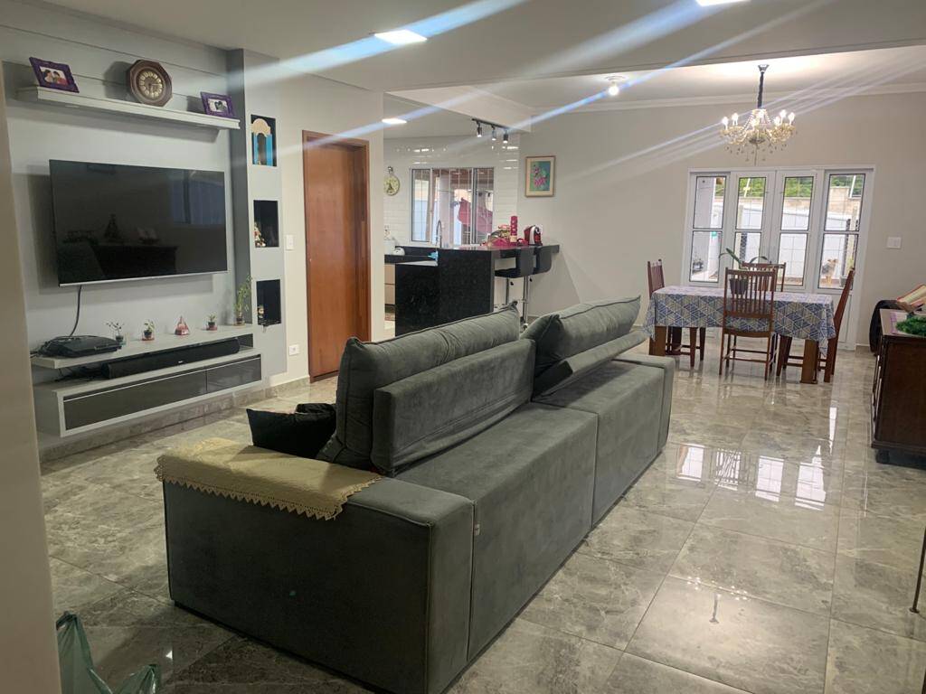 #SO006 - Sobrado para Venda em Taubaté - SP