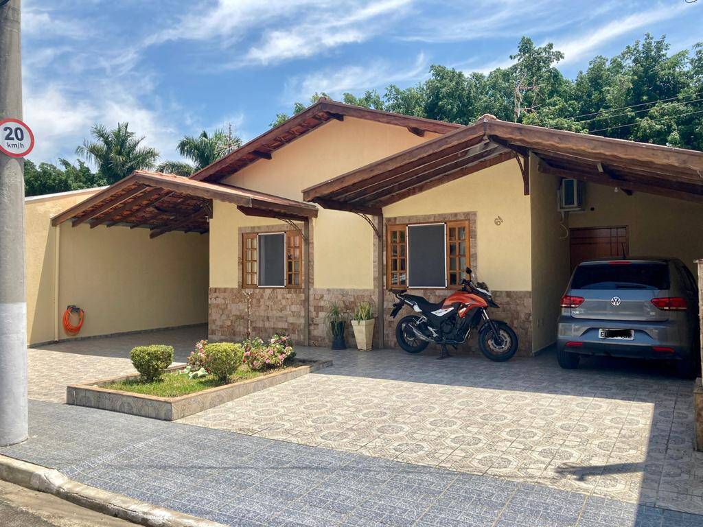 #CA025 - Casa em condomínio para Venda em Taubaté - SP