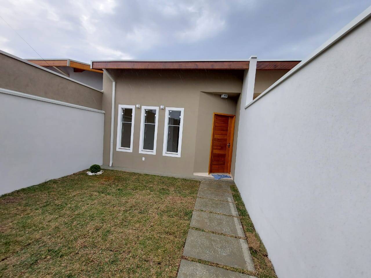 #CA155 - Casa para Venda em Taubaté - SP