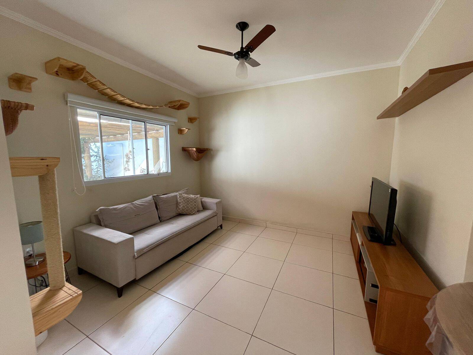 #CA207 - Casa para Venda em Taubaté - SP