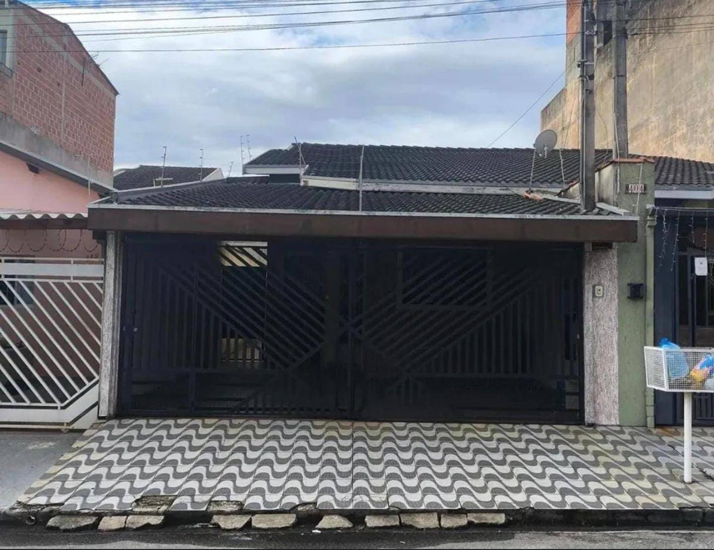 #CA225 - Casa para Venda em Taubaté - SP