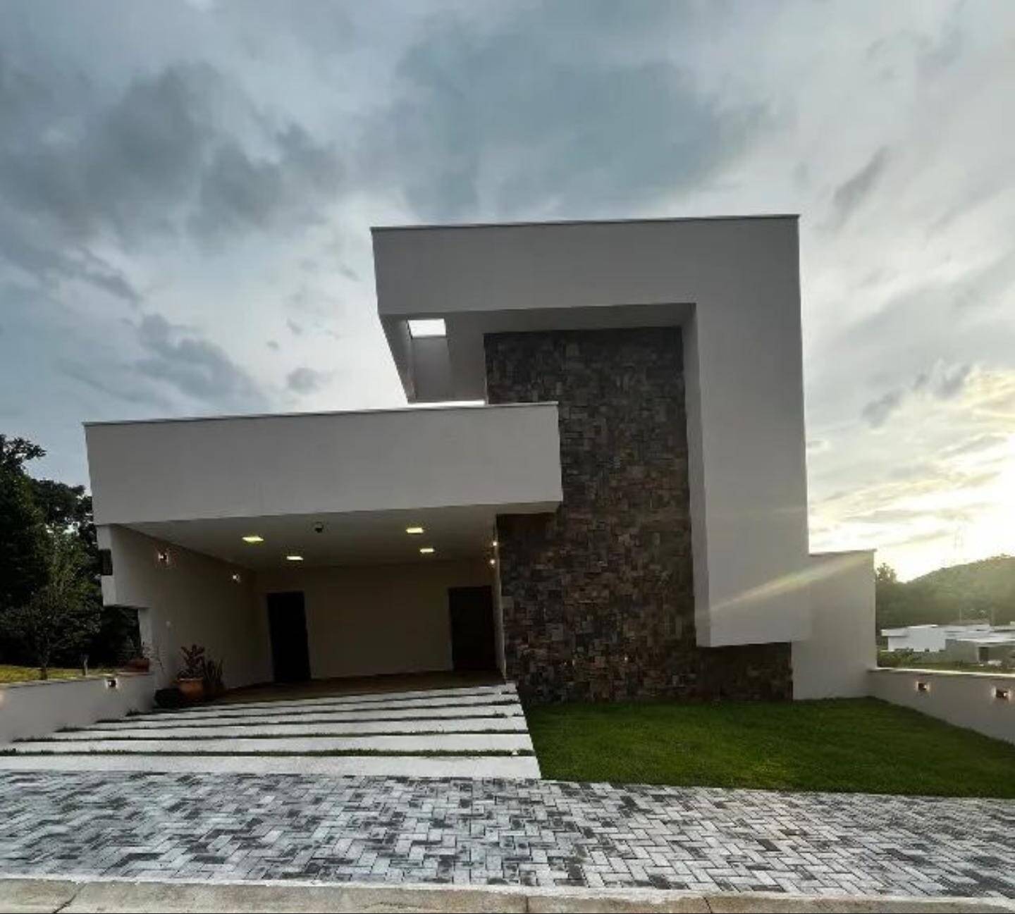 #CA228 - Casa em condomínio para Venda em Taubaté - SP