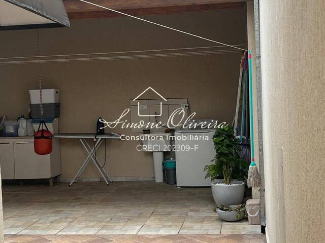 #592 - Casa para Venda em Taubaté - SP - 2