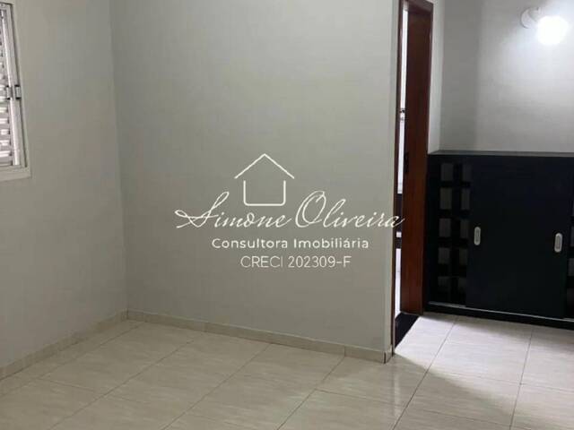 #589 - Casa para Venda em Taubaté - SP - 2