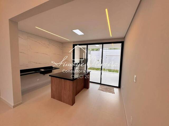 Casa para Venda em Tremembé - 3